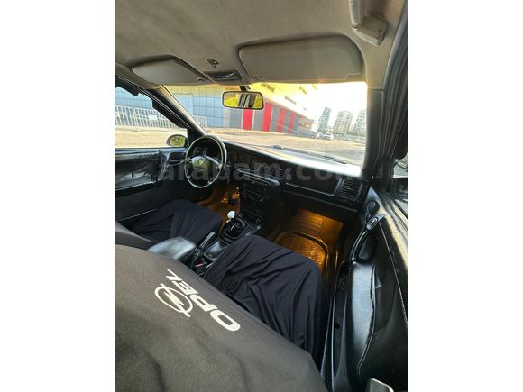 Sahibinden Opel Vectra 2.0 GLS 1997 Model