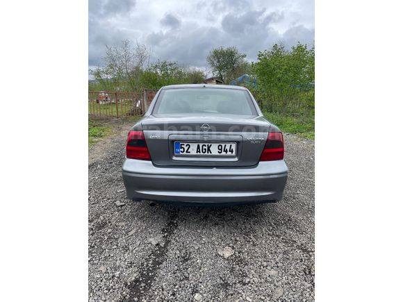 Sahibinden Opel Vectra 1.6 Elegance 2001 Model  278. km Gri