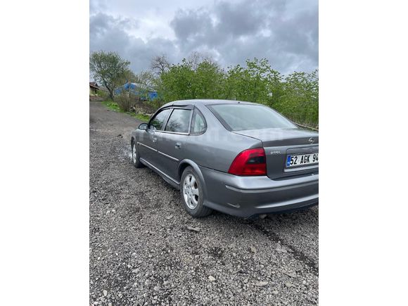 Sahibinden Opel Vectra 1.6 Elegance 2001 Model  278. km Gri