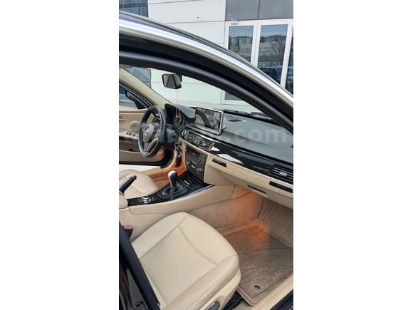 Sahibinden BMW 3 Serisi 320d 2011 Model  294.000 km 