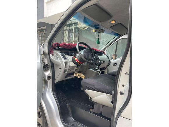 Sahibinden Renault Trafic Multix 1.9 dCi Grand Confort 2006 Model