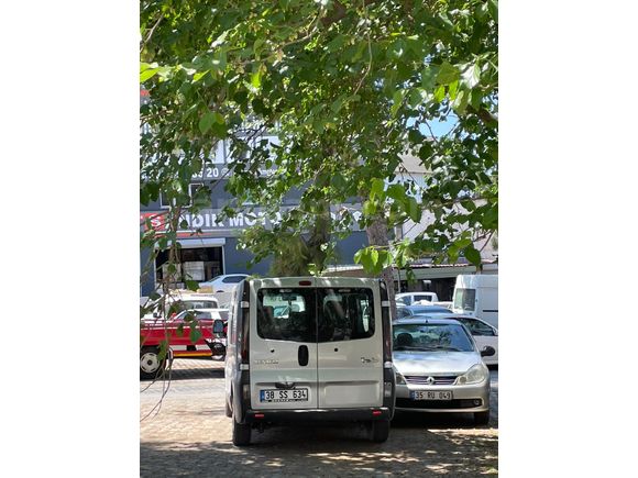 Sahibinden Renault Trafic Multix 1.9 dCi Grand Confort 2006 Model