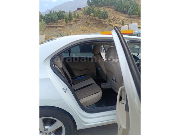 Sahibinden Skoda Rapid 1.6 TDI Elegance 2015 Model