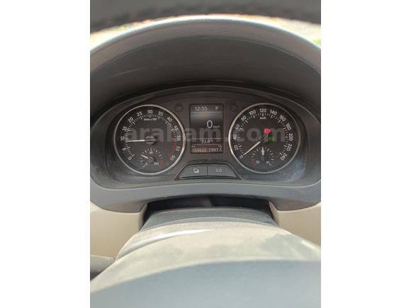 Sahibinden Skoda Rapid 1.6 TDI Elegance 2015 Model