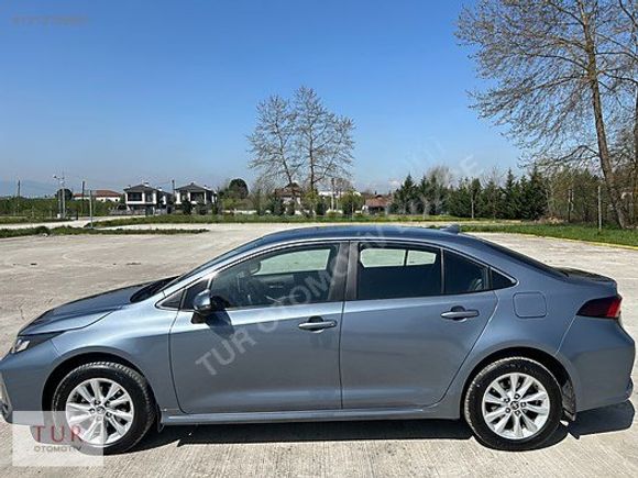 2023 TOYOTA COROLLA 1.8 HYBRID DREAM e-CVT 140 HP