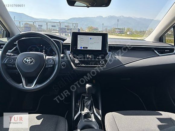2023 TOYOTA COROLLA 1.8 HYBRID DREAM e-CVT 140 HP