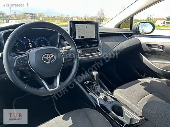 2023 TOYOTA COROLLA 1.8 HYBRID DREAM e-CVT 140 HP