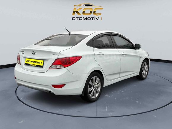 Galeriden Hyundai Accent Blue 1.6 CRDI Mode Plus 2015 Model İstanbul