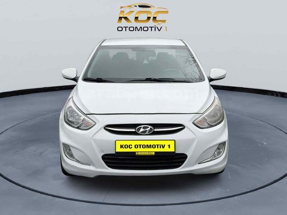 Galeriden Hyundai Accent Blue 1.6 CRDI Mode Plus 2015 Model İstanbul