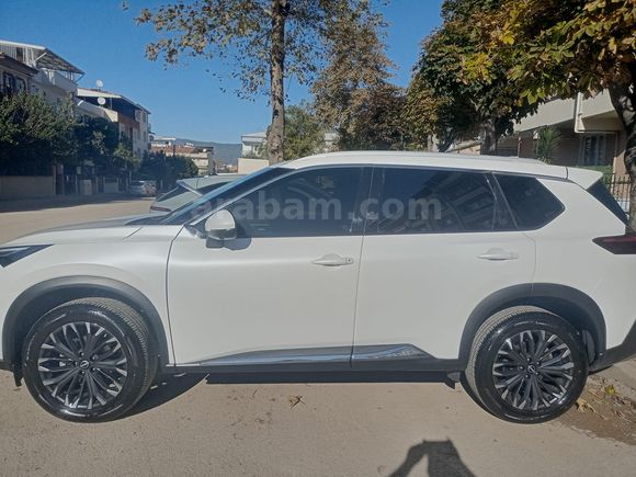 Sahibinden Nissan X-Trail 1.3 DIG-T Platinium 2024 Model 