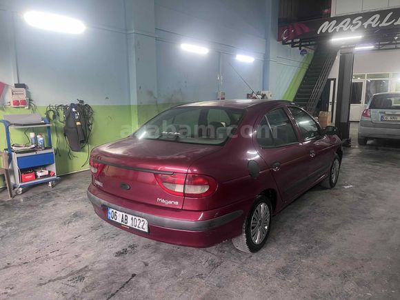 Sahibinden Renault Megane 1.4 Authentique 2003 Model 