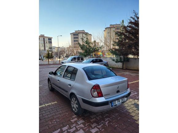 Memurdan Temiz Clio