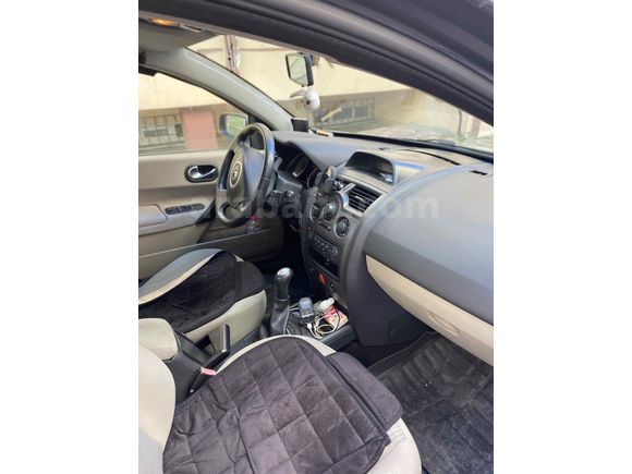 Sahibinden Renault Megane 1.5 dCi Expression 2008 Model  305.600 km Gri