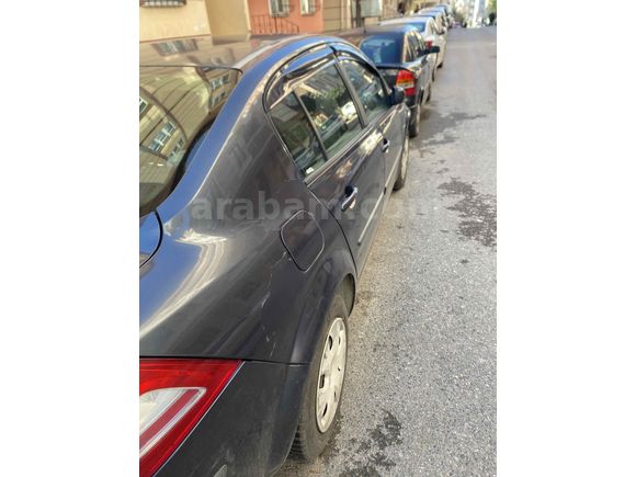 Sahibinden Renault Megane 1.5 dCi Expression 2008 Model  305.600 km Gri