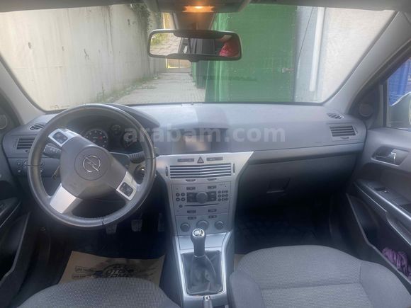 Sahibinden Opel Astra 1.6 Enjoy Plus 2012 Model  101.000 km Siyah