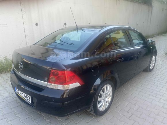 Sahibinden Opel Astra 1.6 Enjoy Plus 2012 Model  101.000 km Siyah