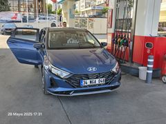 Hyundai i20 ELİTE 1.0T-GDI+NAVİ 100PS DİNAMİK MAVİ