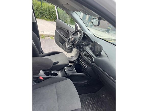 Egea 1.5 T4 Hibrit Easy