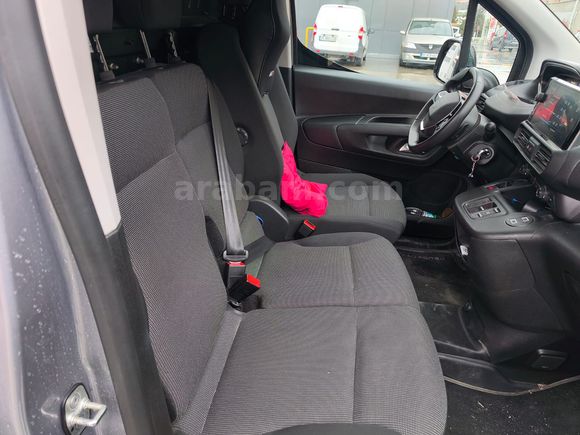 Sahibinden Peugeot Partner 1.5 BlueHDI Comfort 2025 Model 
