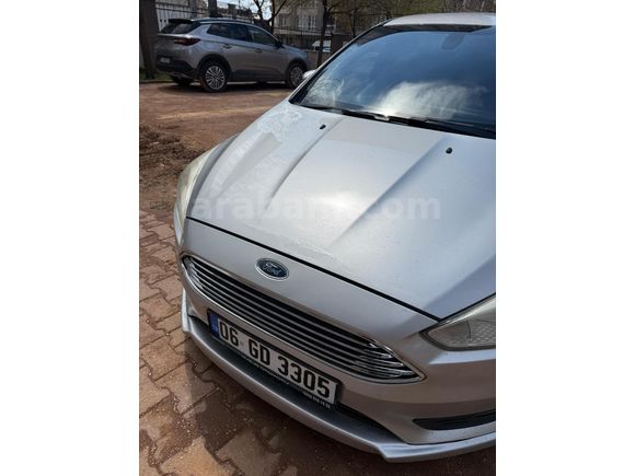 Ford Focus 1.6 TDCi Style 2015 Model