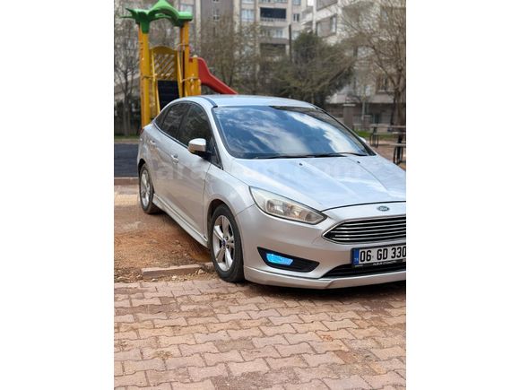 Ford Focus 1.6 TDCi Style 2015 Model