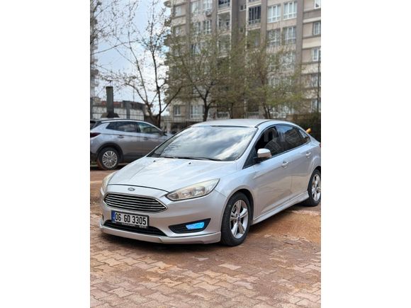Ford Focus 1.6 TDCi Style 2015 Model