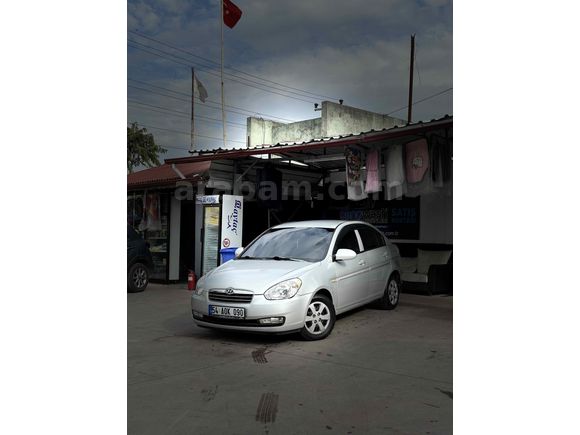Sahibinden Hyundai Accent Era 1.5 CRDi-VGT Team 2010 Model  250.000 km Gri