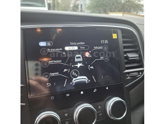 Sahibinden Renault Megane 1.3 TCe Touch 2025 Model