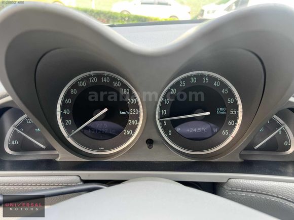 "UNIVERSAL MOTORS" 2004 MERCEDES-BENZ SL 350 133.000 KM