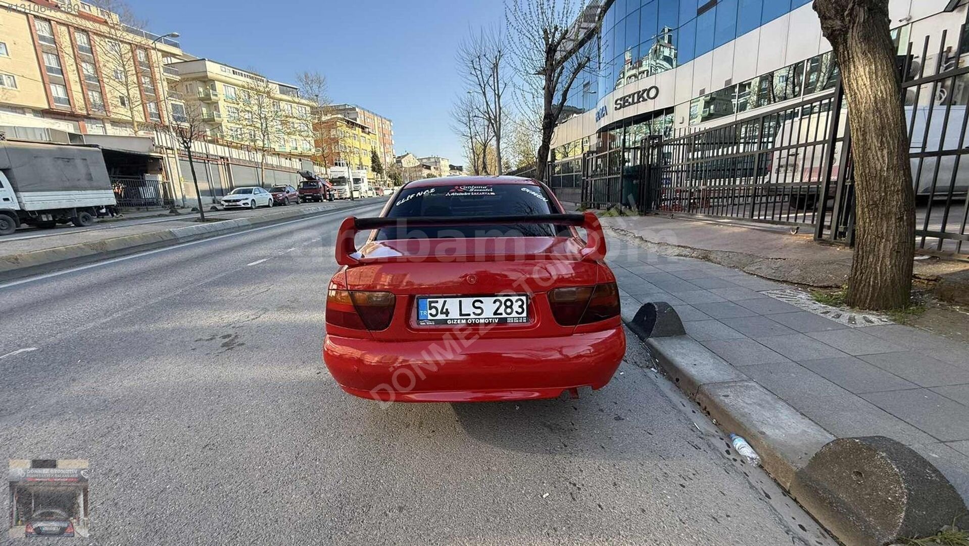 Galeriden Mitsubishi Carisma 1.6 GLX 1999 Model İstanbul 460.000 km Kırmızı 5