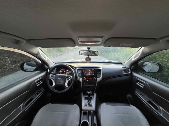  Mitsubishi L 200 4x2 otomatik Tornado  115 binde orijinal kilometre temiz ve bakımlı 2020 Model  Hatay