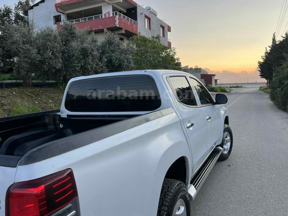  Mitsubishi L 200 4x2 otomatik Tornado  115 binde orijinal kilometre temiz ve bakımlı 2020 Model  Hatay