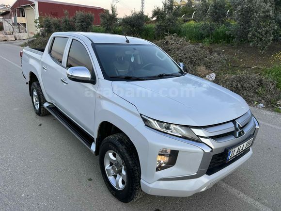  Mitsubishi L 200 4x2 otomatik Tornado  115 binde orijinal kilometre temiz ve bakımlı 2020 Model  Hatay