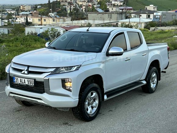  Mitsubishi L 200 4x2 otomatik Tornado  115 binde orijinal kilometre temiz ve bakımlı 2020 Model  Hatay