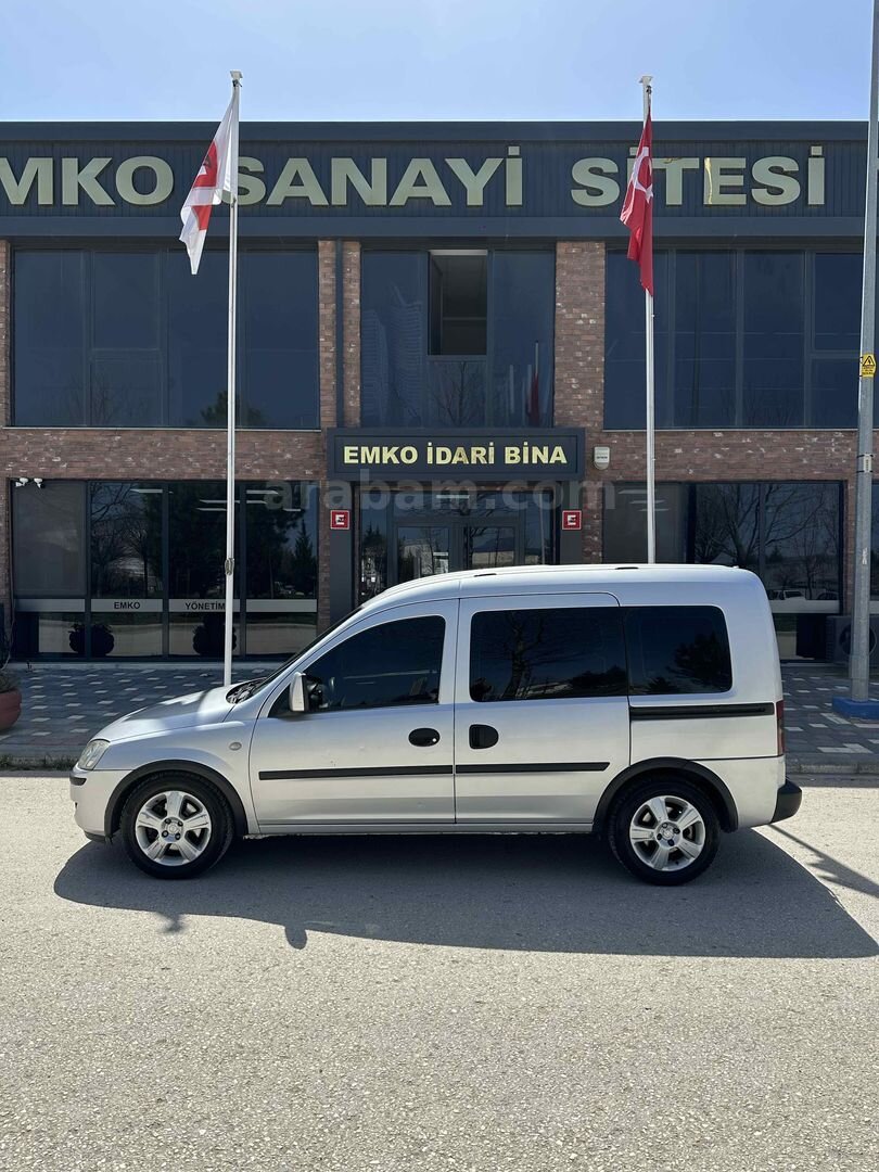 Galeriden Opel Combo 1.3 CDTI City Plus 2007 Model Eskişehir 239.000 km Gri (Gümüş) 4