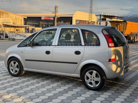 HASAR KAYITSIZ DEĞİŞENSİZ ÇOĞU YERİ BOYASIZ KM 235 BİNDE