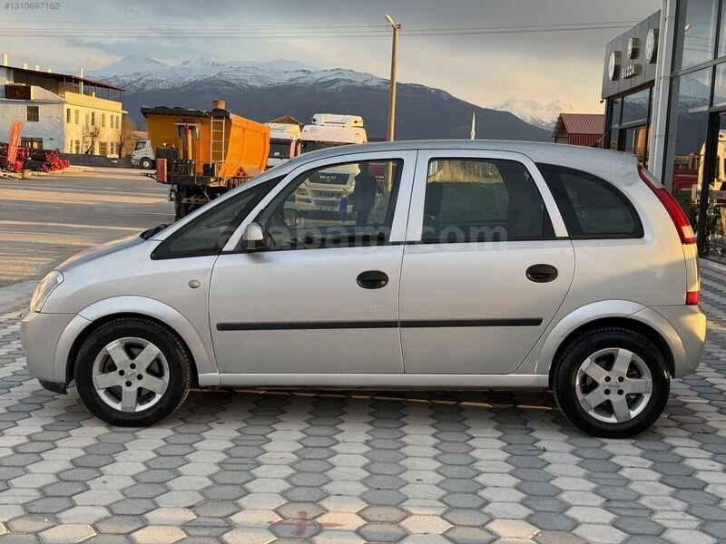 Galeriden Opel Meriva 1.6 Enjoy 2004 Model Afyonkarahisar 235.000 km Gri