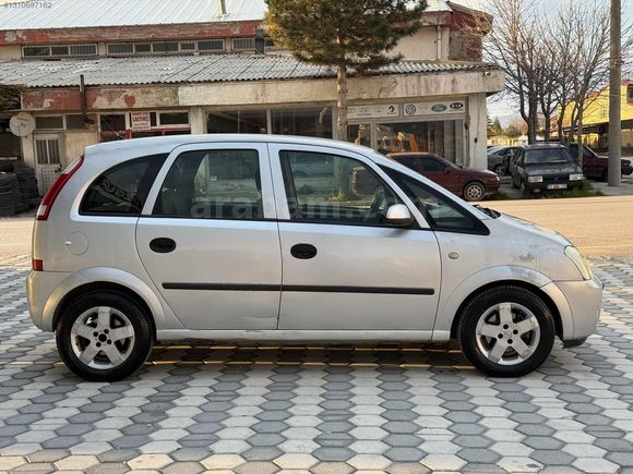 HASAR KAYITSIZ DEĞİŞENSİZ ÇOĞU YERİ BOYASIZ KM 235 BİNDE
