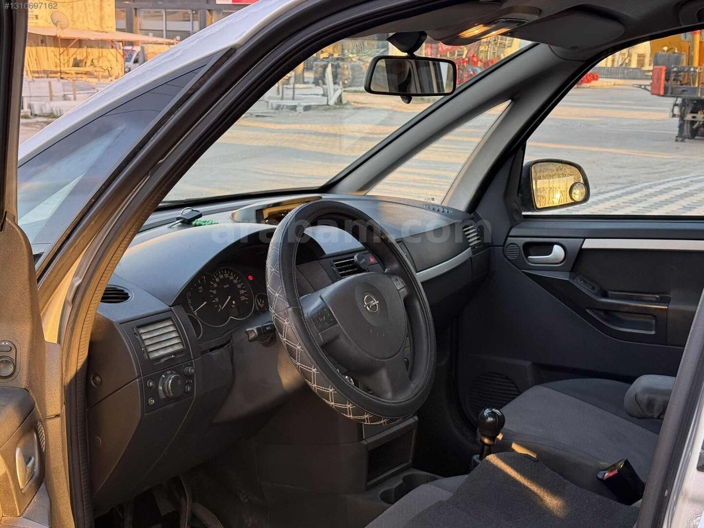 Galeriden Opel Meriva 1.6 Enjoy 2004 Model Afyonkarahisar 235.000 km Gri 6