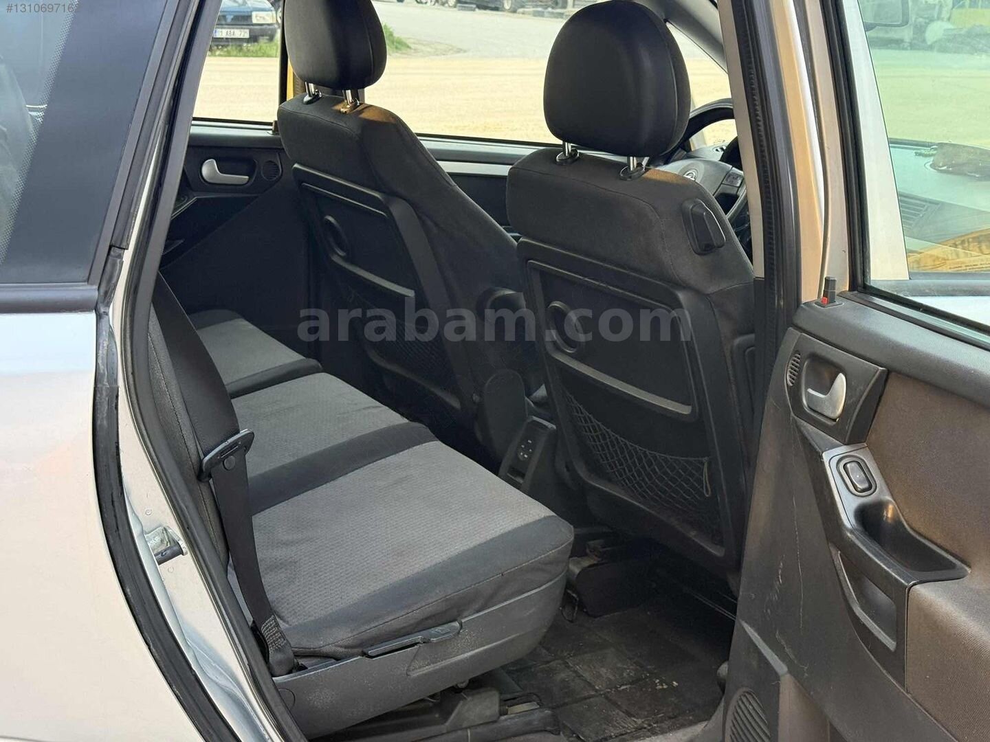Galeriden Opel Meriva 1.6 Enjoy 2004 Model Afyonkarahisar 235.000 km Gri 3