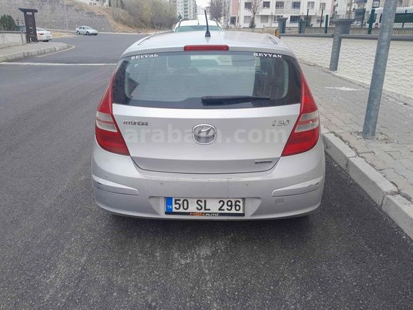 Memurdan  Hyundai i30 1.6 CRDi Team 2010 Model 