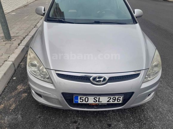 Memurdan  Hyundai i30 1.6 CRDi Team 2010 Model 