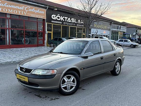 HATASIZ 250.000 KM 1997 MODEL VECTRA KLİMALI