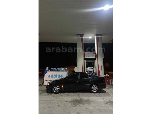 Avensis. Temiz  arayanlara 

