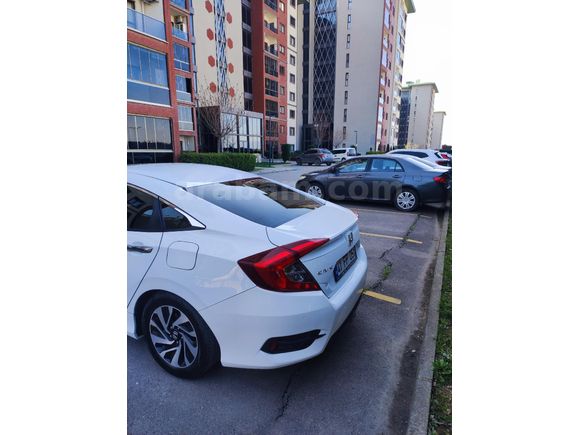 Sahibinden Honda Civic 1.6i VTEC Eco Executive 2018 Model