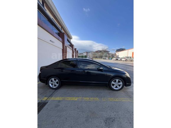 Sahibinden Honda Civic 1.6i VTEC Elegance 2009 Model 