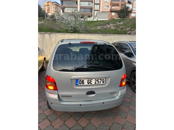 Sahibinden Renault Scenic 2.0 Privilege 2002 Model 
