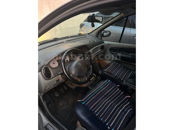 Sahibinden Renault Scenic 2.0 Privilege 2002 Model 