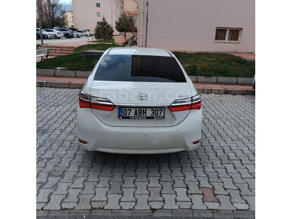 Sahibinden Toyota Corolla 1.4 D-4D Advance 2016 Model  198.000 km Beyaz