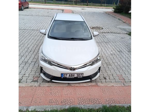 Sahibinden Toyota Corolla 1.4 D-4D Advance 2016 Model  198.000 km Beyaz